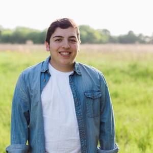 Meet your Posher, Luis